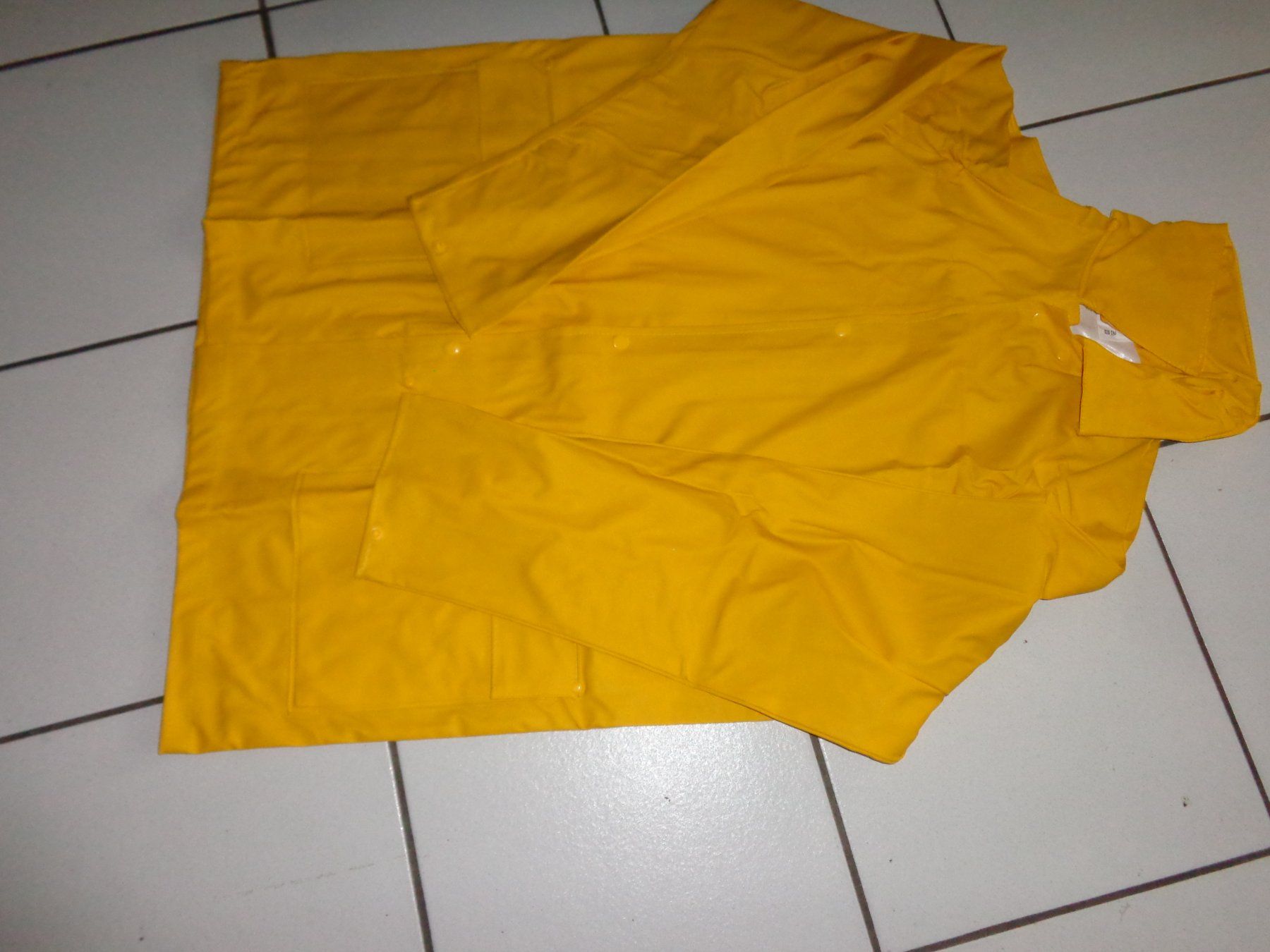 Lotti di vestiti: Regenjacke und Regenhose Neu – Nuovo (secondo la descrizione) da Liestal venduto da Gecko16 9