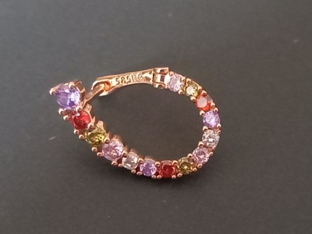 Boucles d'oreille: Vergoldet Ohrringe, mit Klappverschluss – D'occasion à St-Prex par big_c6bb 1