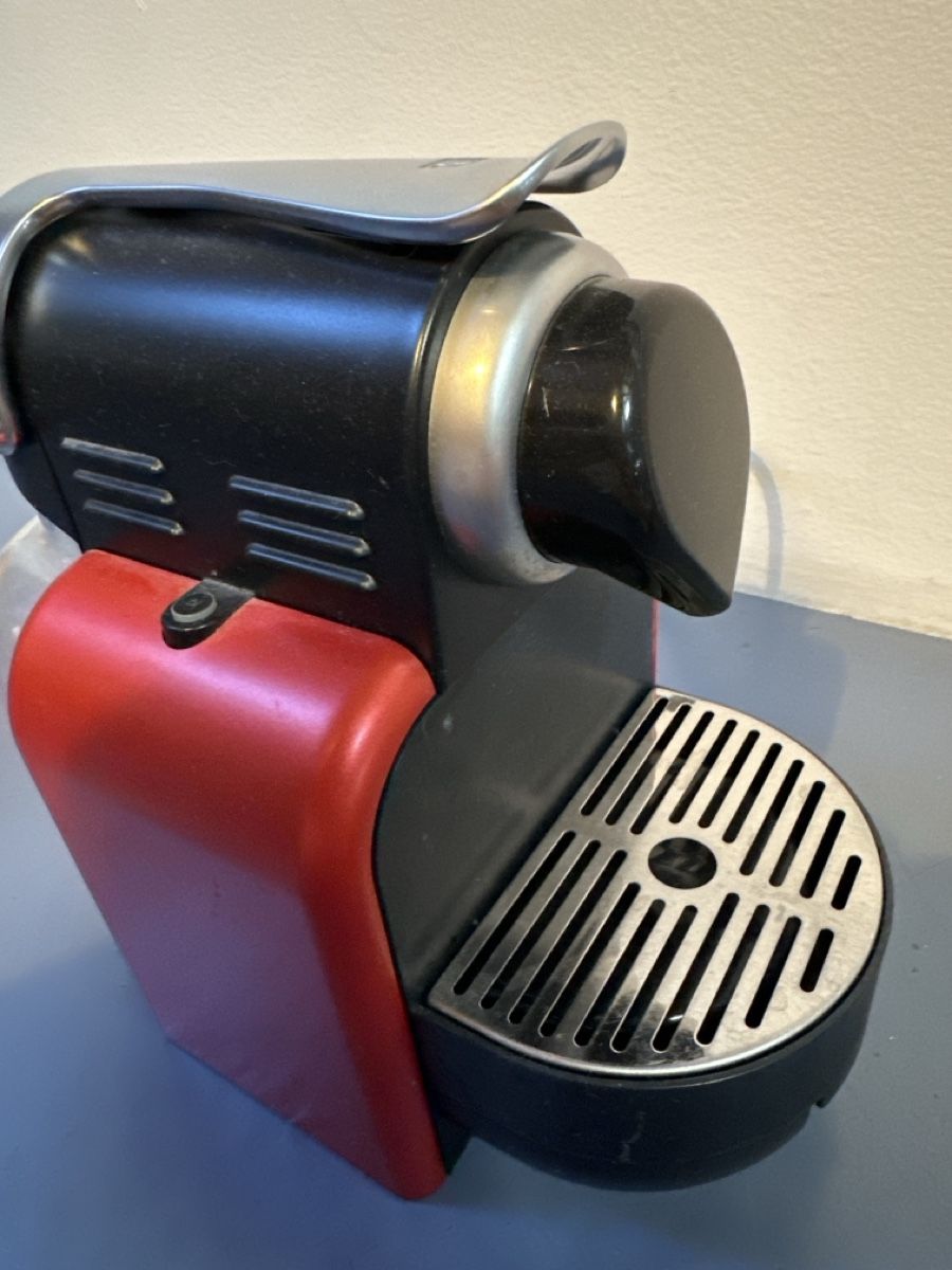 Nespresso Macchine per caffè & Macchine per espresso: Nespresso Maschine  – Usato da Bern venduto da lou_67lh 3