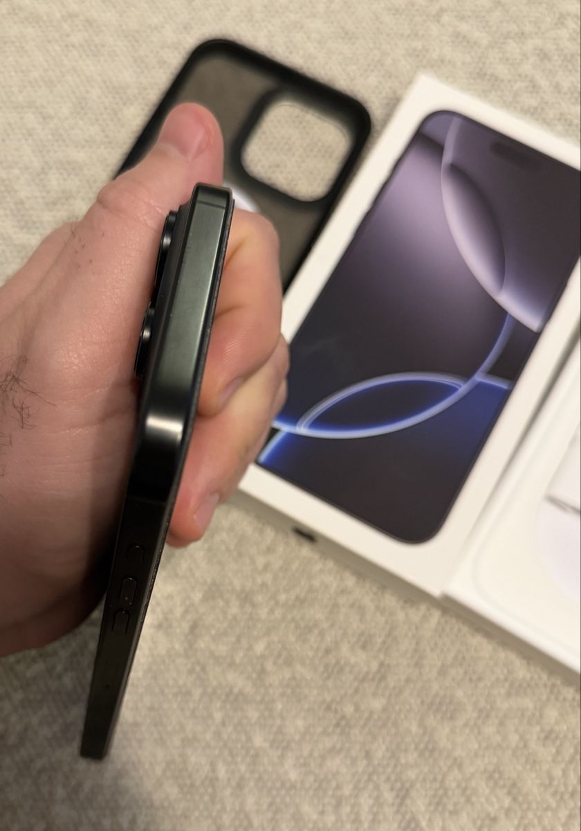 Apple Telefoni cellulari / Smartphones: Iphone 16 Pro Max 256 GB – Usato da Spreitenbach venduto da Erjon_bu 4