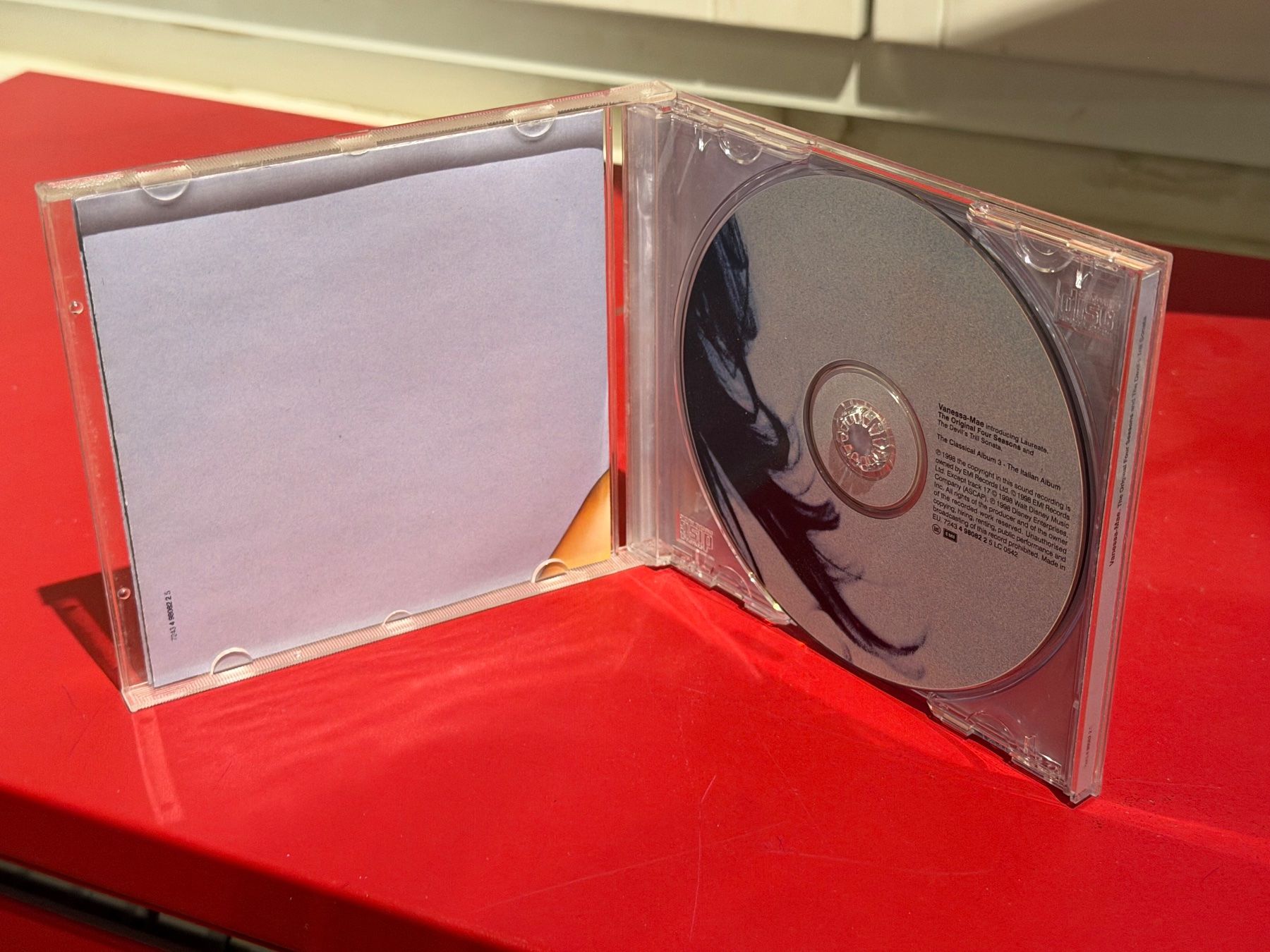 CD: Vanessa-Mae Original 4 Seasons & Devil's Trill Sonata KA02C – Usato da Küsnacht ZH venduto da Jazztilldawn 2