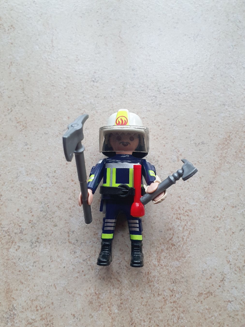Playmobil Giocattoli: Playmobil Figur Feuerwehrmann – Usato da Herznach venduto da _.Puch._