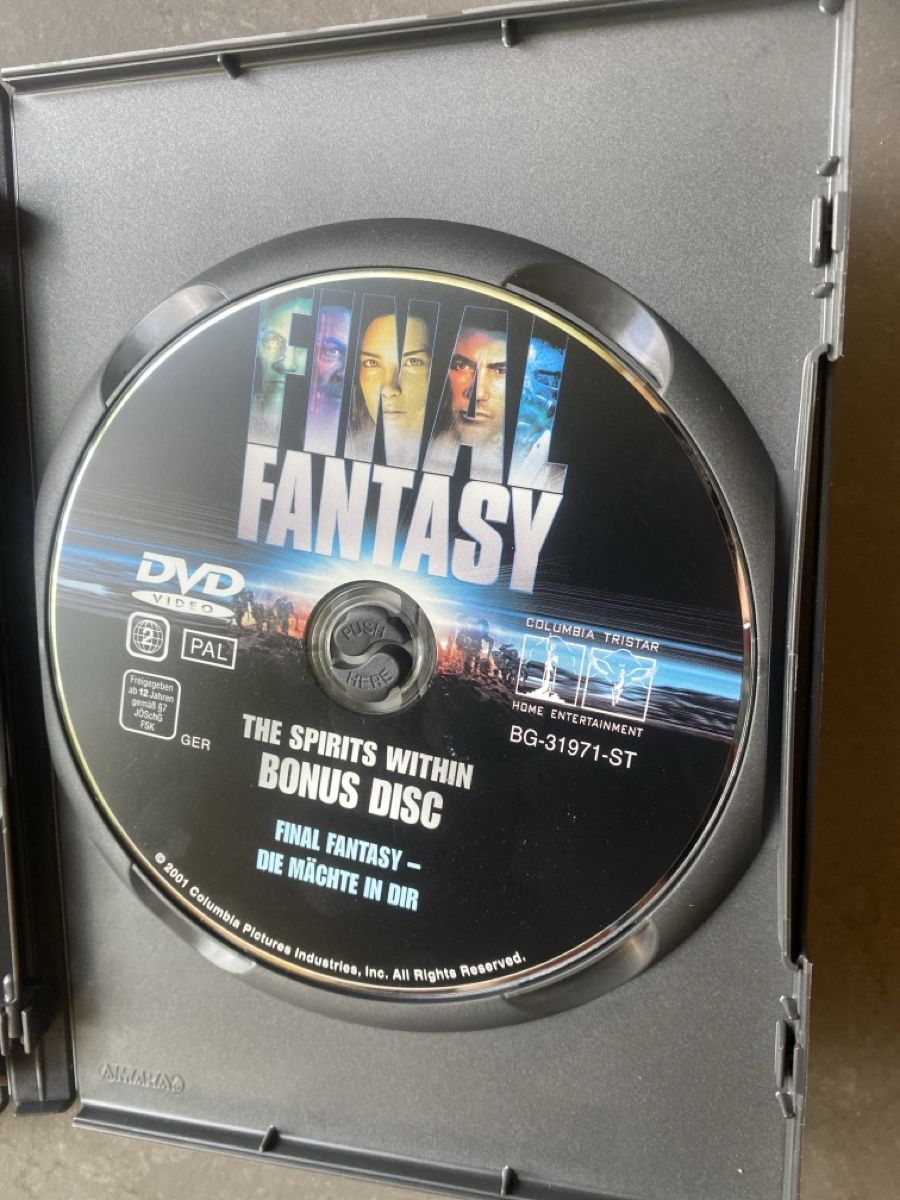 Tutti i DVDs: Final Fantasy - Die Mächte in Dir – Usato da Dallenwil venduto da kavogt6 3