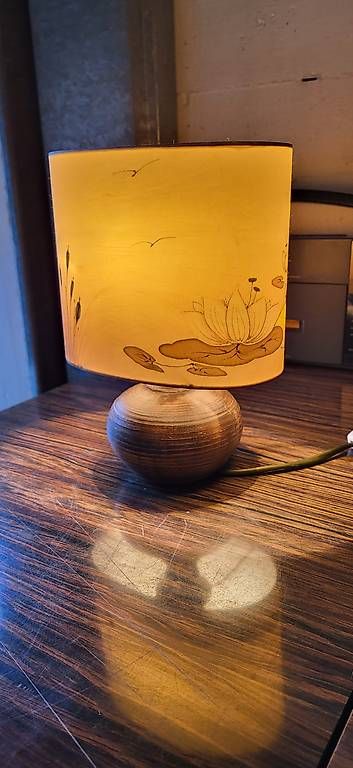 Lampade: Petite lampe – Usato da St-Sulpice VD venduto da zio_66vc