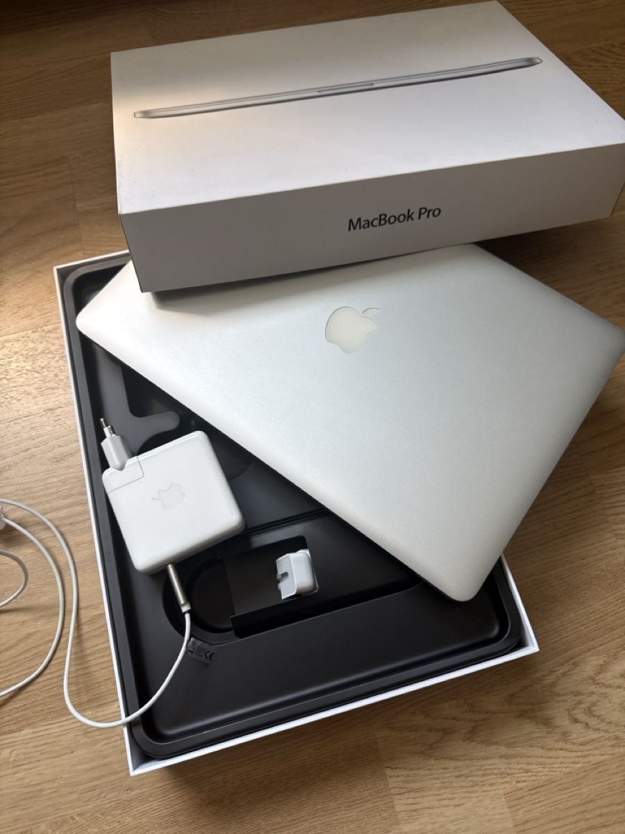 Apple Notebook: Apple MacBook Pro 15 Zoll  – Usato da Gersau venduto da M_A_C_o_n_e 3