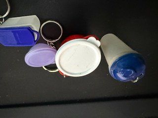 Schlüsselanhänger & - bänder: mini Tupperware Schlüsselanhänger – Neu und originalverpackt aus Uster von Greece123