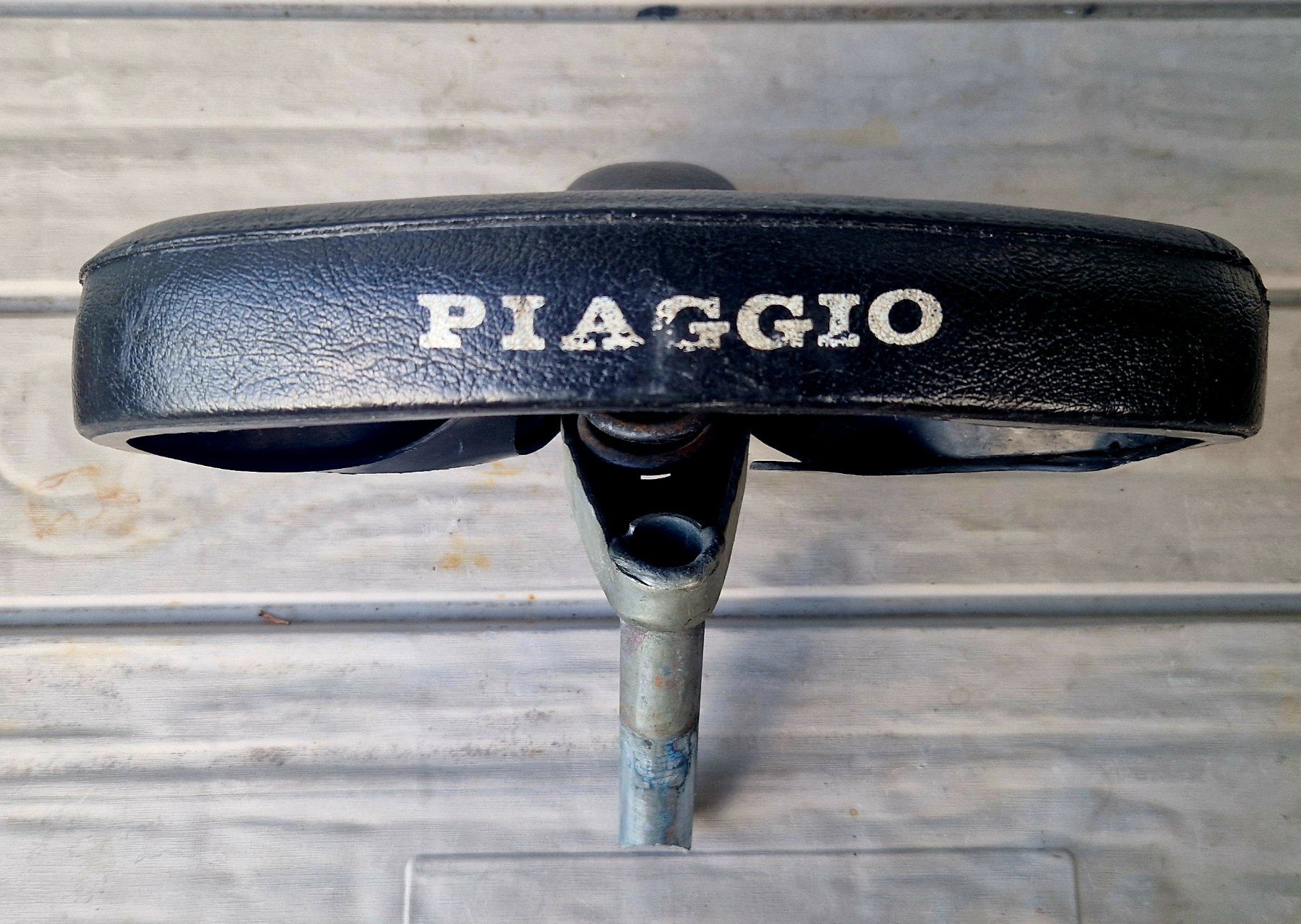 Piaggio Mofas: Selle Piaggio – Gebraucht aus Monthey von Objako 4