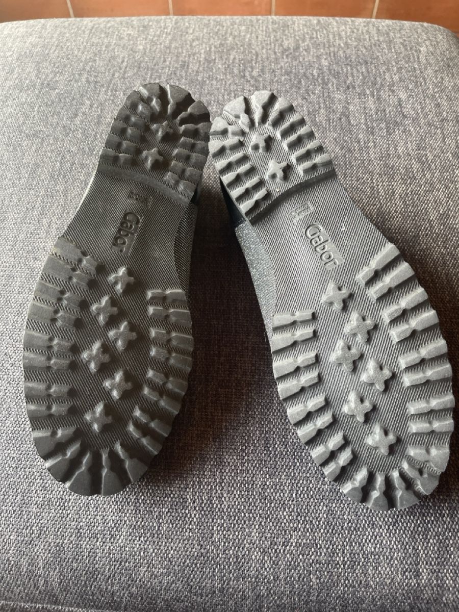 Chaussures femmes: Schuh Gr. 39  – D'occasion à Balsthal par Katzenfan99 2