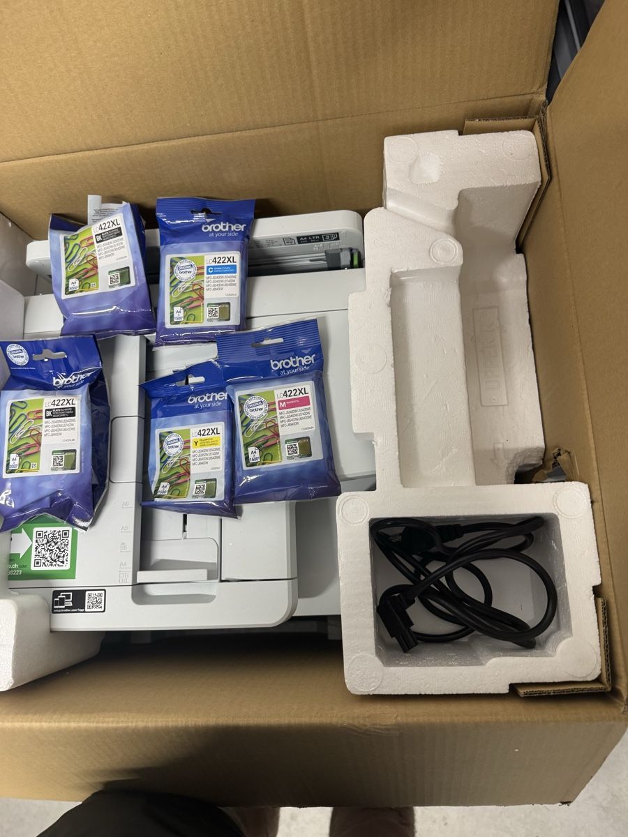 Brother Stampanti: Brother MFC-J5340DW Multifunktionsdrucker A3 – Usato da Chur venduto da dav_c7q8 1