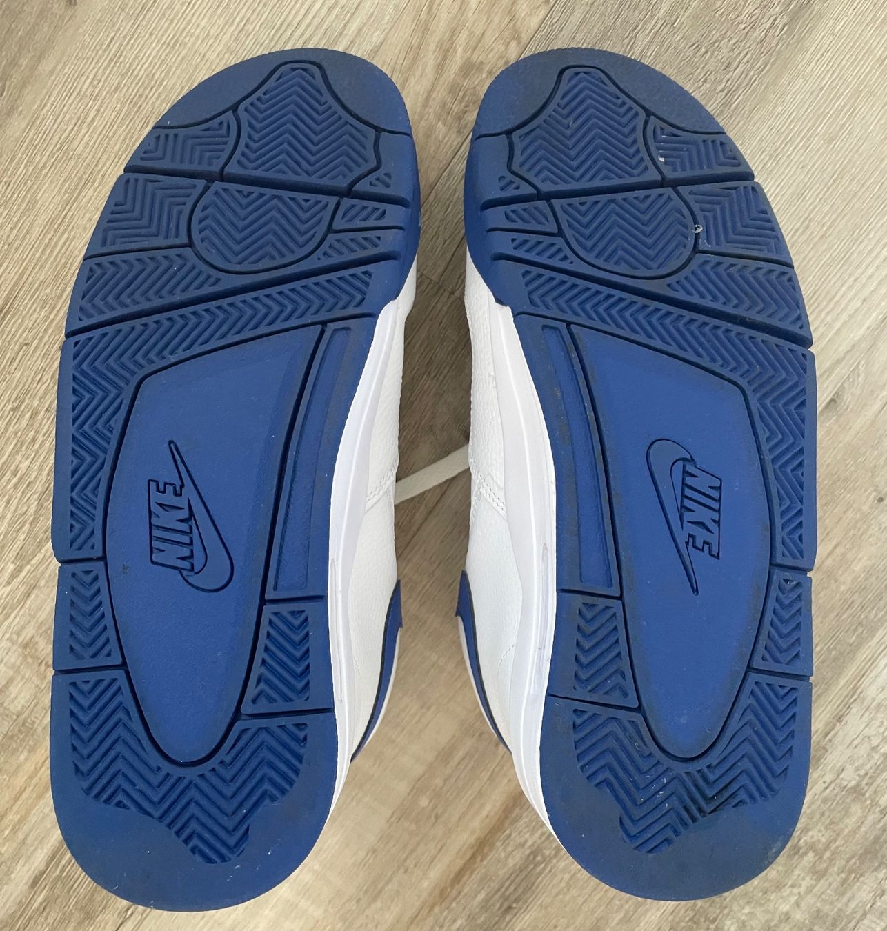 Nike Scarpe da uomo: Nike Air Flight Herren Schuhe – Usato da Schüpfheim venduto da Schnisu 4