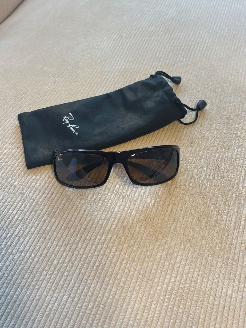 Ray-Ban Occhiali & Lenti: Rad Ban Sonnenbrille Uni – Usato da St. Margrethen SG venduto da dijanaO 7