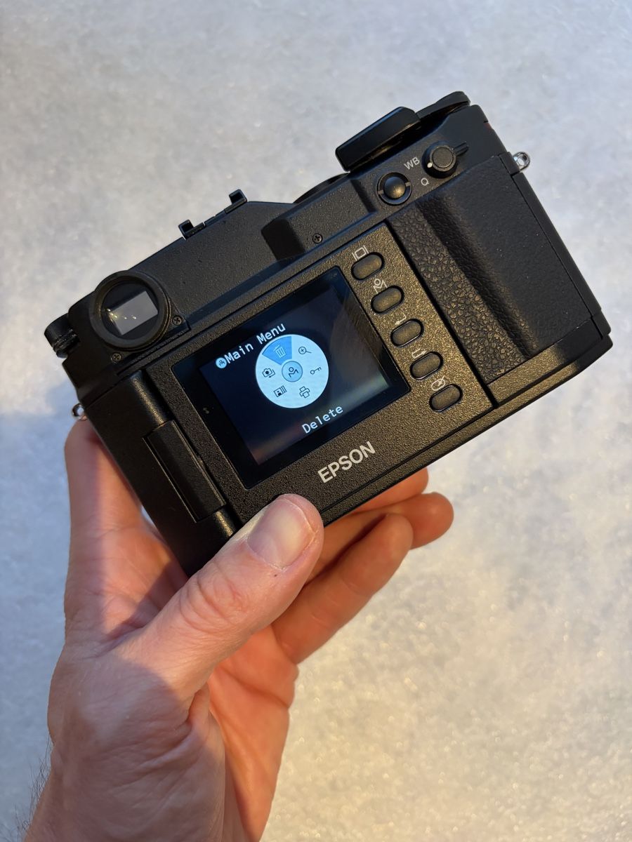 Epson Kamera: Epson R-D1 Digital Rangefinder Camera – Gebraucht aus Mont-sur-Rolle von MsRVD 4