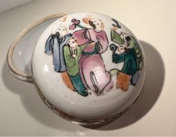 Ancienne boite ronde  porcelaine Canton, Chine, peinte main