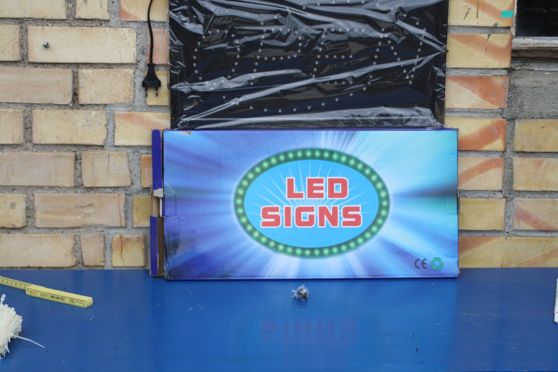 Insegne: OPEN LED SCHILD WERBUNG.... – Usato da Wauwil venduto da Pneuedy 4