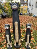 3 originelle balinesische Holzkatzen, handbemalt, gebraucht