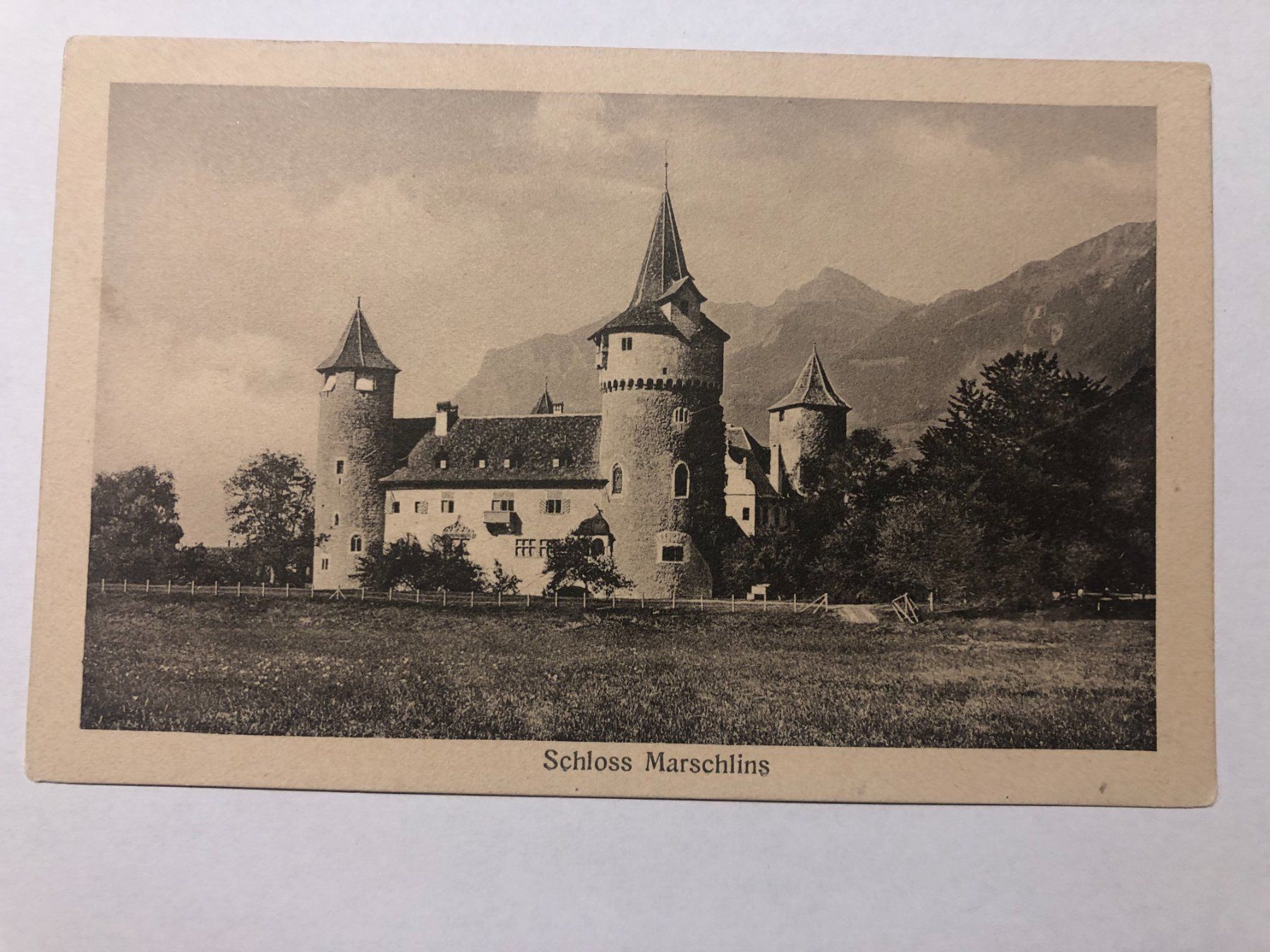 Cartoline postali: Schloss Marschlins – Usato da Pfäffikon ZH venduto da Waltoversand