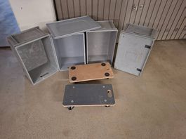 VERKAUFE GEBRAUCHTE POSTKISTEN -  TRANSPORT-ROLLPLATTE