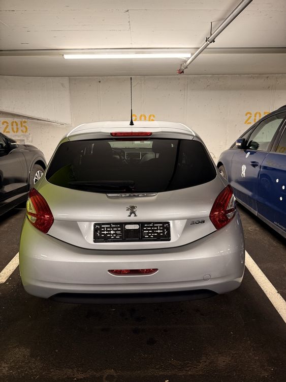 Peugeot Automobili: Peugeot 208 1.2 , Silber, JG 2014, 86'943 Km, Frisch ab MFK! – Usato da Bern venduto da Mirko_Michaelis_ 1