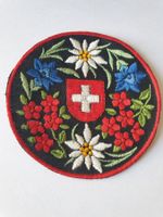 Vintage Badge Wappen Blumen ST. GALLER STICKEREI