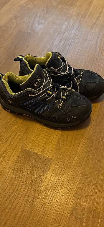 Scarpe da uomo: Trekkingschuhe 46 N, 34 – Usato da Tegna venduto da JenTimo