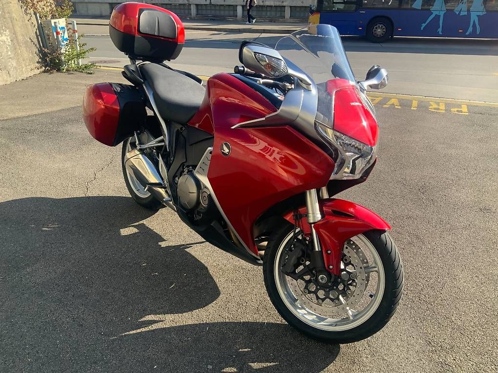 Touring: Honda VFR 1200 FA – Usato da Kilchberg ZH venduto da Maxmax7 4