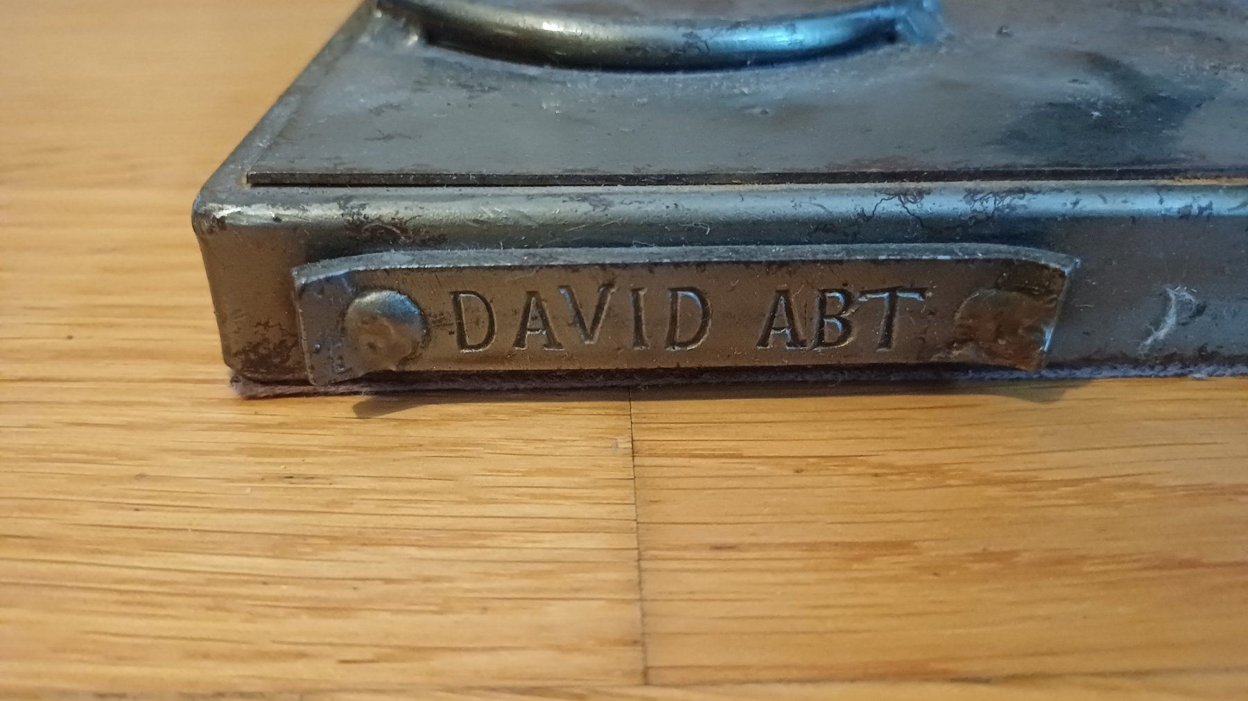 Sculture & Statue: David Abt Skulptur Weinflaschenhalter – Usato da Oberneunforn venduto da Bumbam 5
