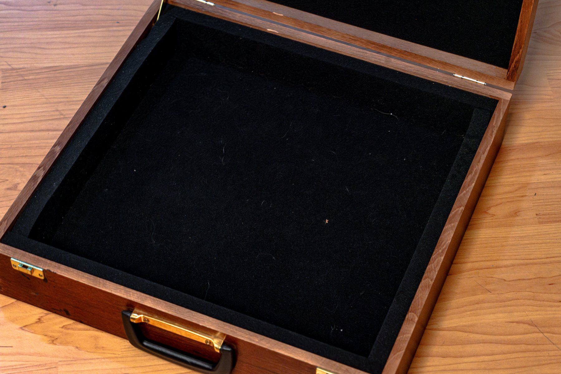 Valigie: Holz Kassette/Holzbox mit Tragegriff – Usato da Unterseen venduto da Panini56 2