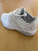 Jordan Air 11 RETRO  white neuve taille 39