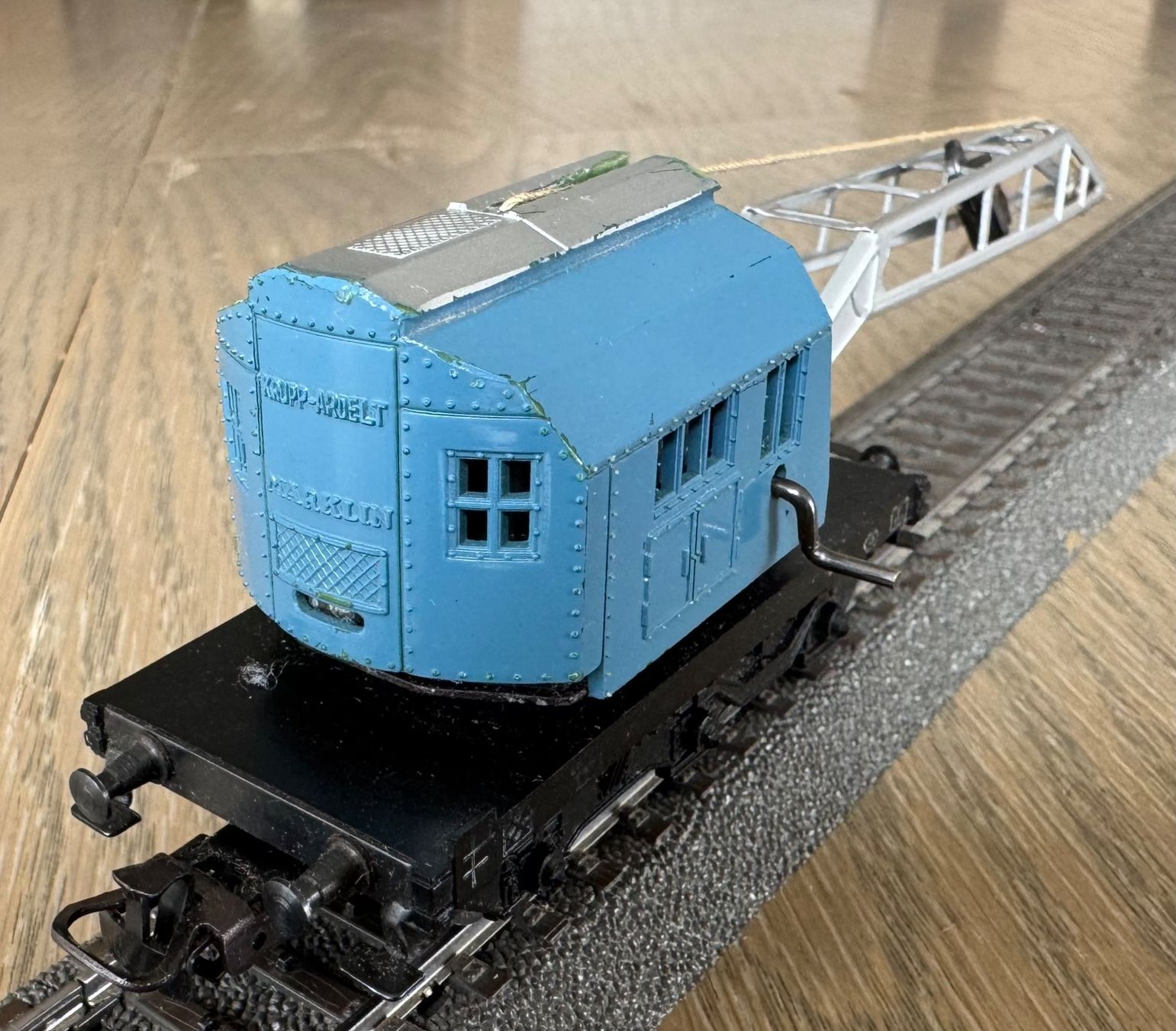 Märklin Modellini di ferrovie: blauer Kranwagen "Krupp-Ardelt"; OVP – Usato da St. Moritz venduto da Manu7500 1