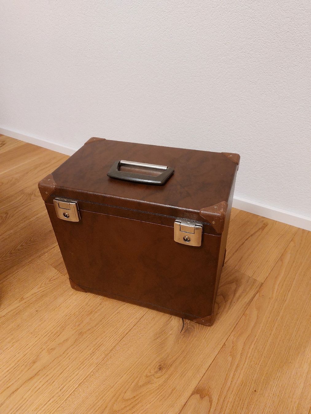 Strumenti musicali: Schwyzerörgeli Reist 3-chörig B – Usato da Brislach venduto da bufi540 6