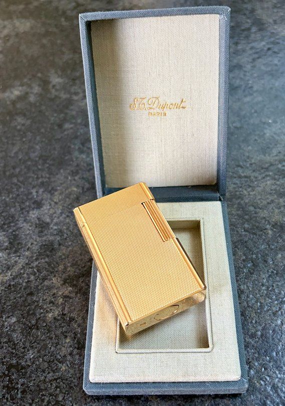 Dupont Feuerzeuge: Briquet DUPONT Paris – Gebraucht aus Châtillon JU von laoo