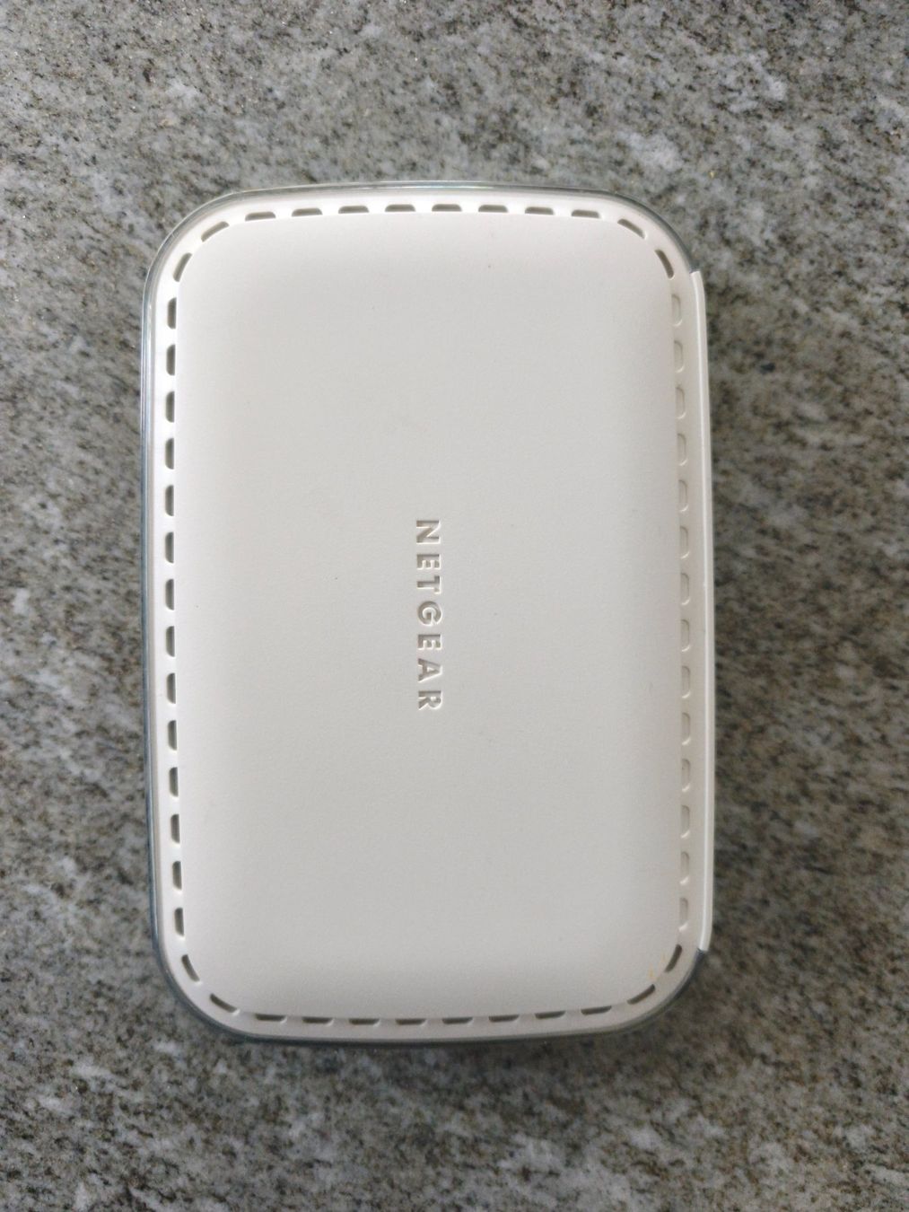Netgear Modem & Router: 8 Port Router Netgear 1000Mbps – Usato da Niederbipp venduto da donaldo11 3