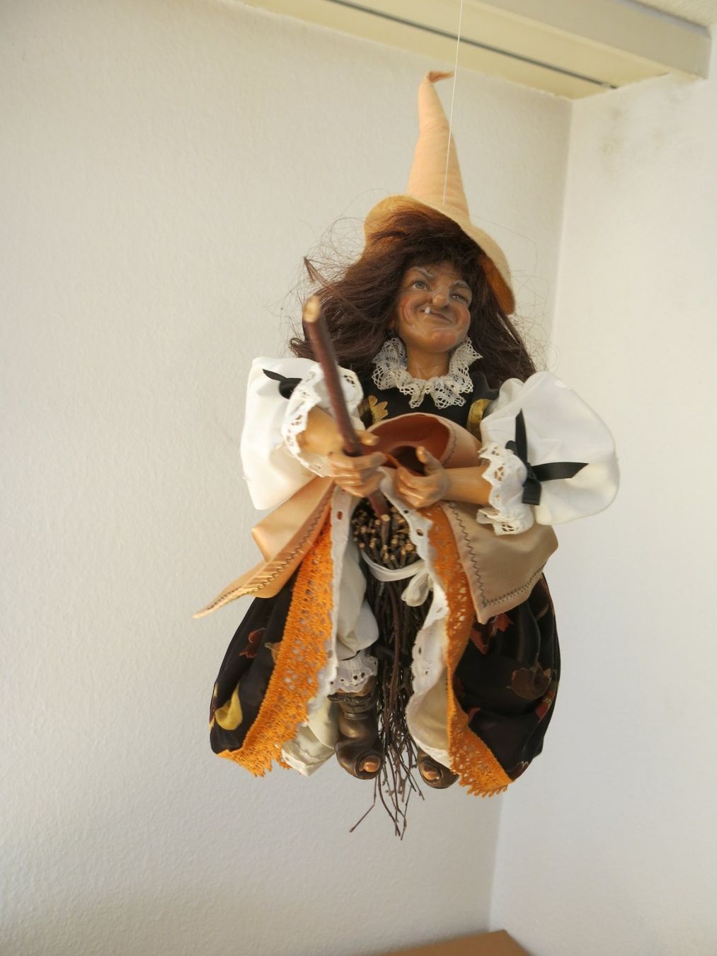 Statuette: Vogelberg Hexe   Einzelstück  Nr. 270 – Usato da Zürich venduto da Fox410 6