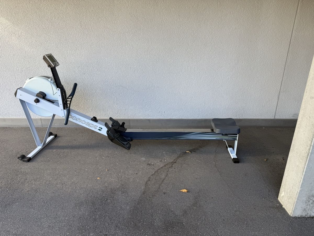Concept 2 Vélos d'appartement: Rudergerät Concept 2 PM4  – D'occasion à Rotkreuz par 74max 1