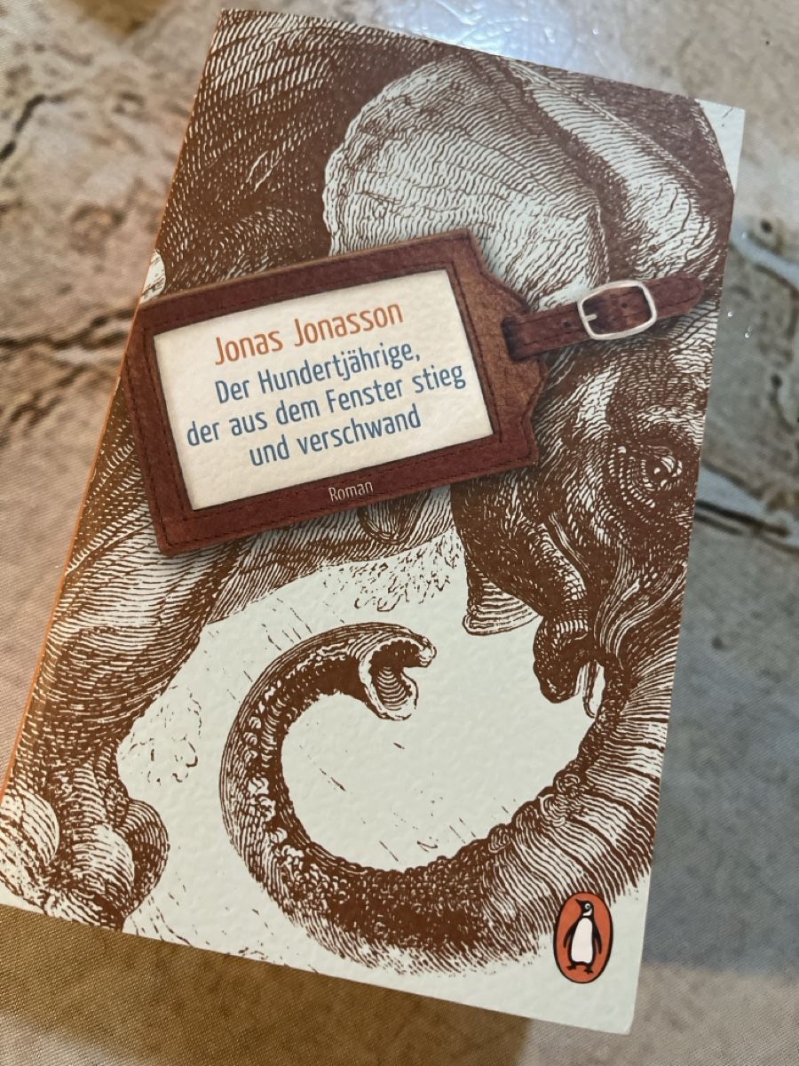 Libri: Jonas Jonasson: Der Hundertjährige - Geniale Story! – Nuovo (secondo la descrizione) da Zürich venduto da Belisimo
