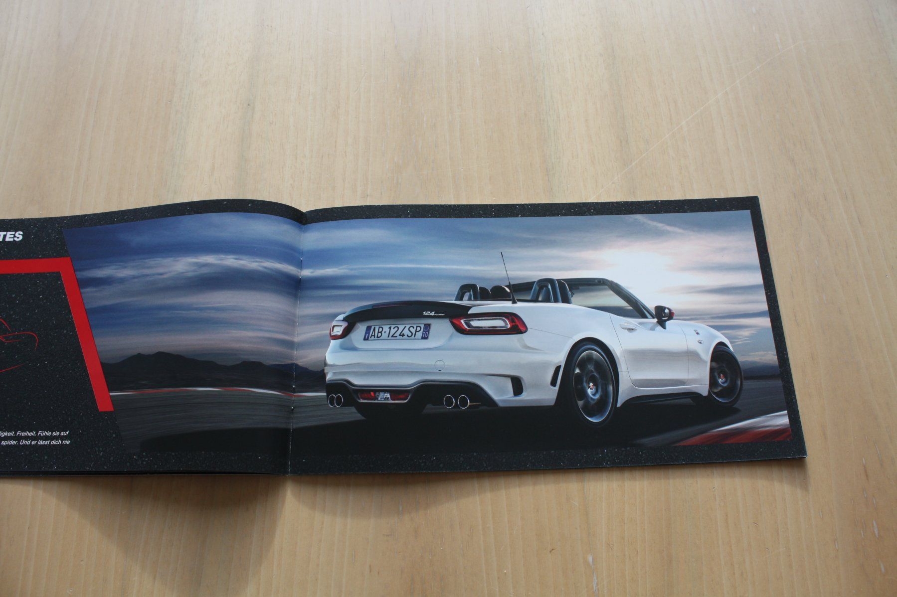 Fiat Documenti: Fiat Abarth 124 Spider Prospekt 3/2016 – Usato da Wikon venduto da erwin400 3