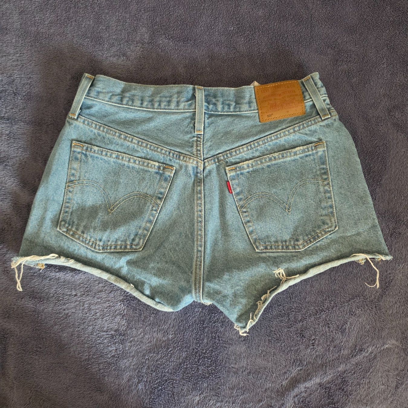 Levi's Pantaloni: Levi's 501 Shorts W28 – Nuovo (secondo la descrizione) da Fehraltorf venduto da shiilaa.hoot 1
