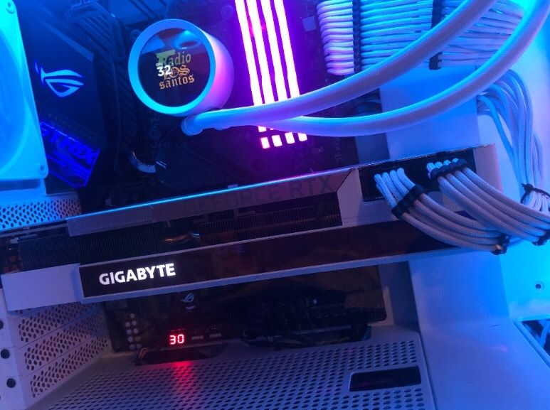 Nvidia Grafikkarten: RTX 3080 Vision WHITE – Gebraucht aus Bevaix von  1