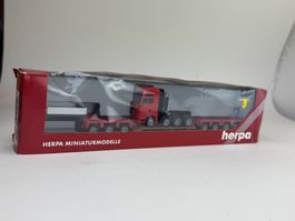 HR- Herpa MAN TG Schwertransporter rot