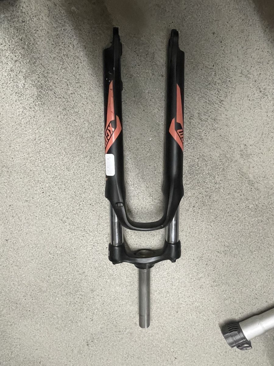 Pièces détachées: St suntour xcm – D'occasion à Wohlen AG par astrafanatik