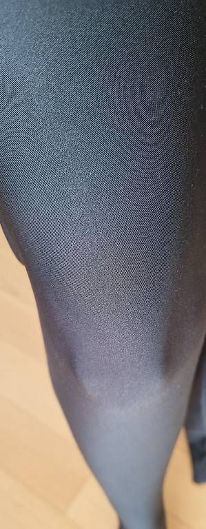 H&M Leggings: Leggins, Hose, Leggings, glänzender Stoff, pants, lange hose – Nuovo (secondo la descrizione) da Hettlingen venduto da exp_p7b2 2