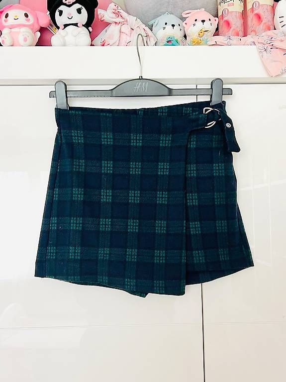 Gonne: Rock mit Hose – Usato da Tagelswangen venduto da fireiceprincess 1