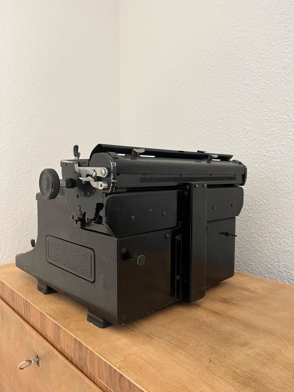 Triumph Macchine da scrivere: Triumph Schreibmaschine 1930er – Usato da Bern venduto da Chicca_Bern 3