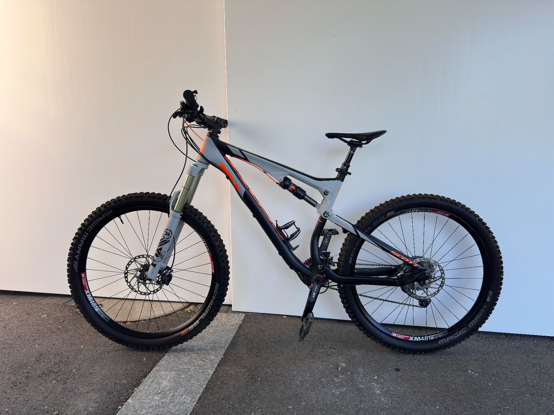Scott Vélos: Scott Genius 730 2016 L – D'occasion à Tägerwilen par oerik14