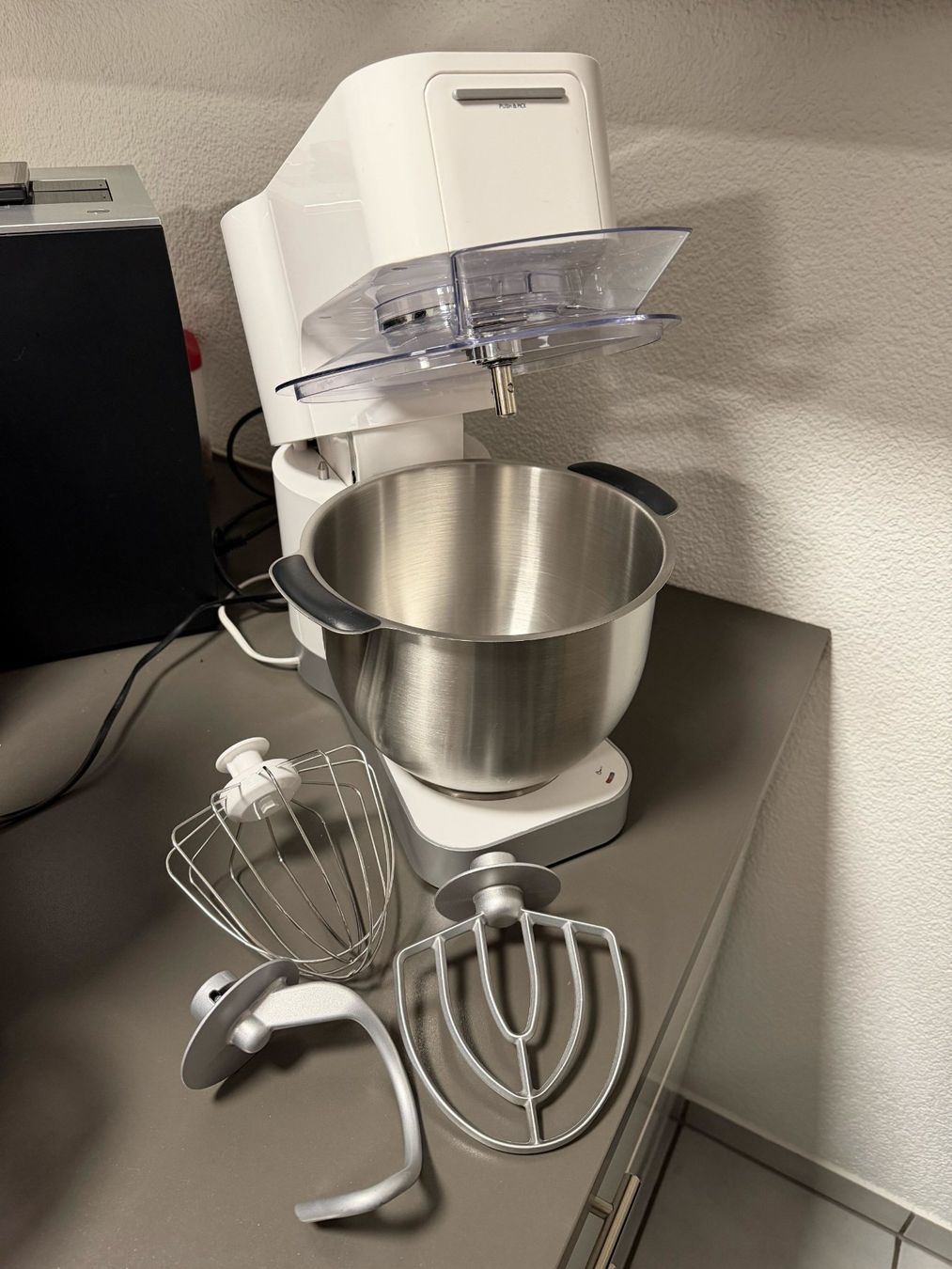 Elettrodomestici da cucina: Küchenmaschine mit Garantie – Usato da Schübelbach venduto da Sambodscha 3