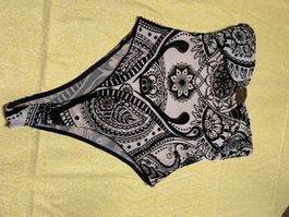 Body con tazze stampa mandala con fibbia dorata tgS/M