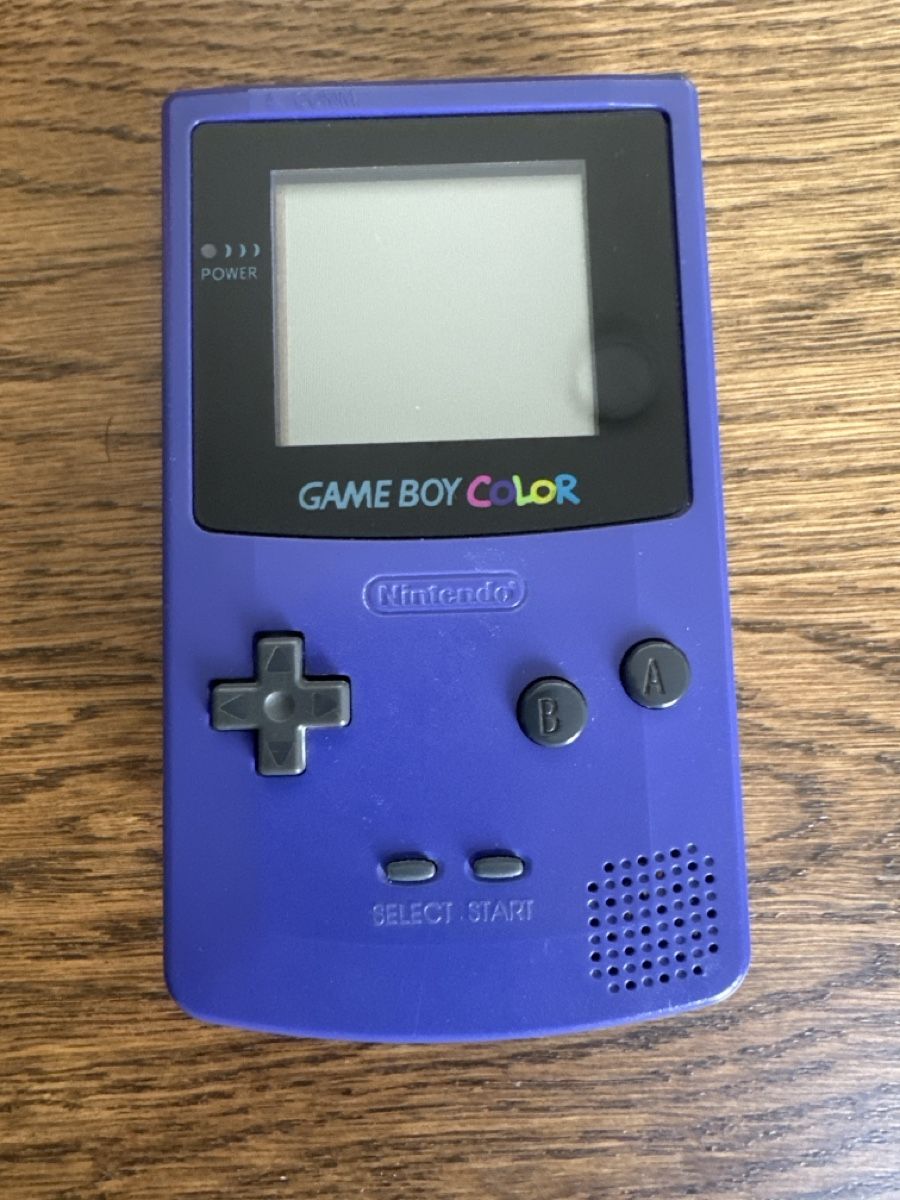Nintendo Console: Gameboy color – Usato da Martigny venduto da Piepie77zoo