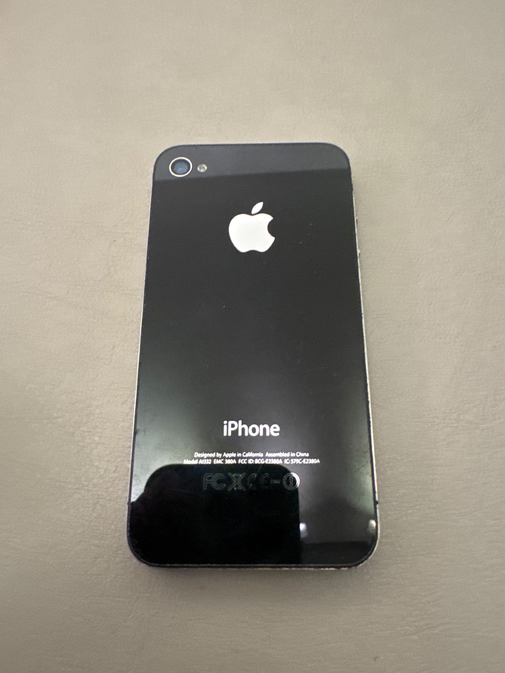 Apple Handys / Smartphones: iPhone 4 / 4s – Defekt aus Adliswil von Busys 1