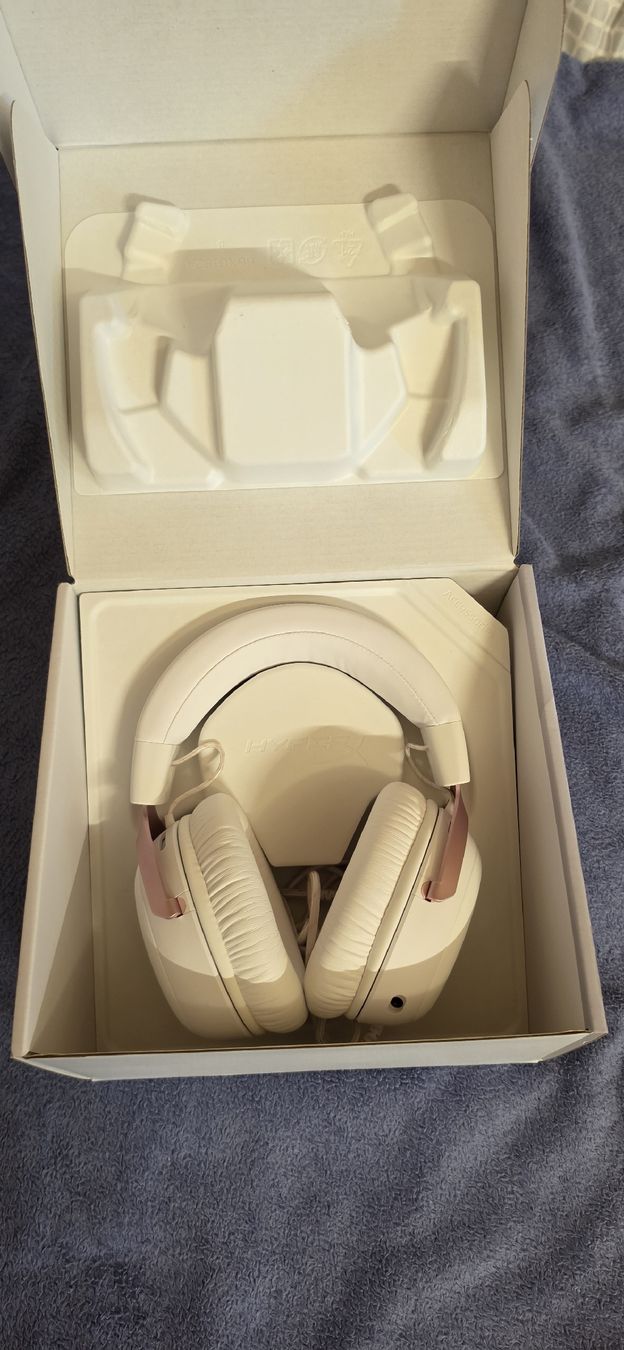 Hyperx Kopfhörer: Headset HyperX Cloud III Wired – Neu (gemäss Beschreibung) aus Fehraltorf von shiilaa.hoot 5