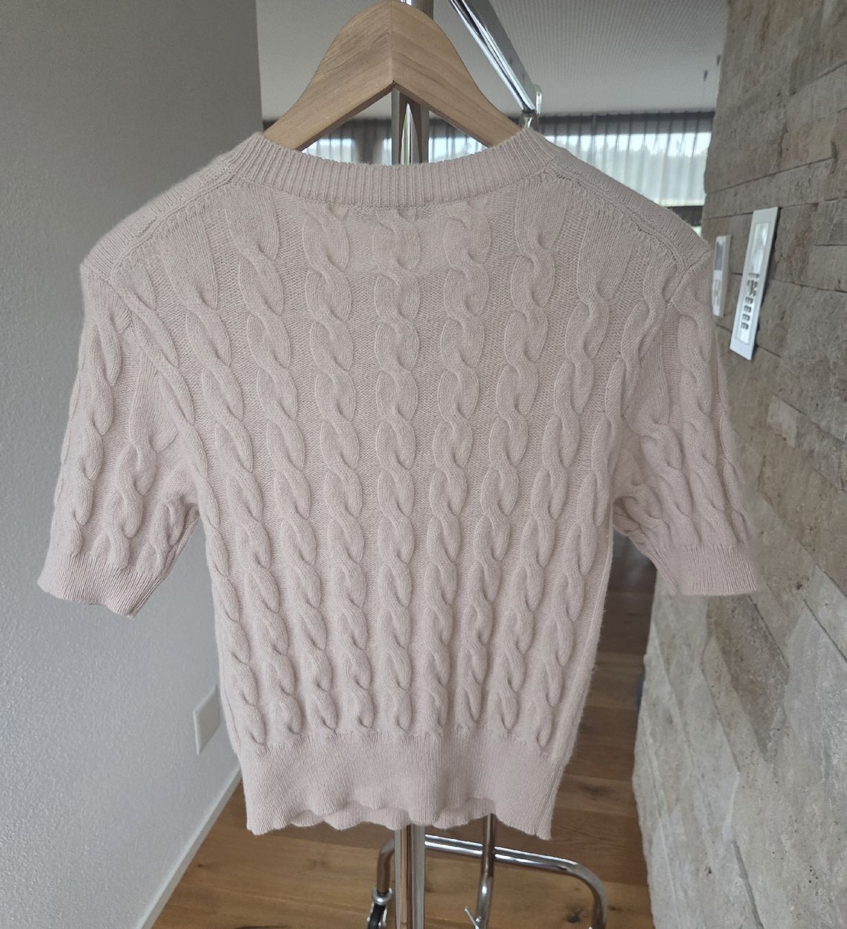 Pullover & Sweatshirts: Wunderschöner Paco Rabanne Pullover / Kurzarm-Cardigan – Neu (gemäss Beschreibung) aus Scherzingen von tan_l9n2 2